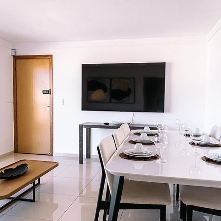 Апартаменти Apartamento De 2 Quartos Com Alto Padrao E Bem Localizado Em Jardim Camburi Віторія Екстер'єр фото